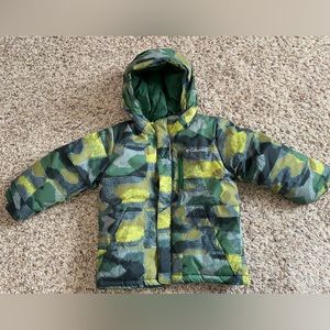 Columbia Unisex Toddler Snow Jacket, size 3T
